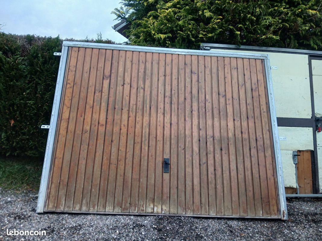 Portes de garages (image 1)