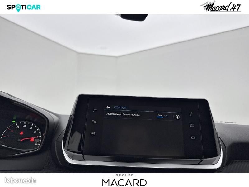 Peugeot 2008 1.2 PureTech 100ch S&S Active (image 29)