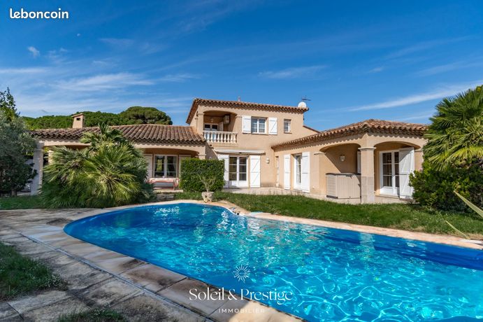 Villa 6 pièces 234 m²