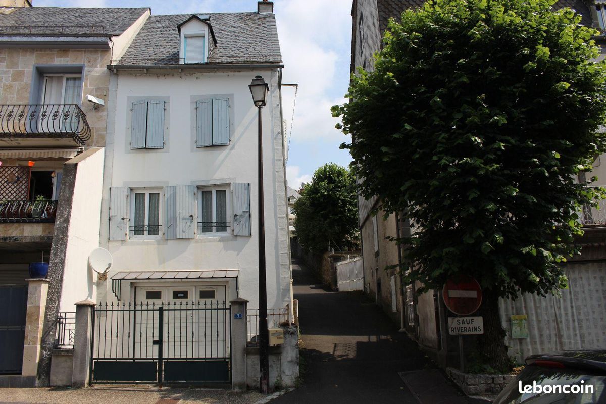 Maison 3 pièces 76 m² · à Condat · 76 m² · 70 000 €