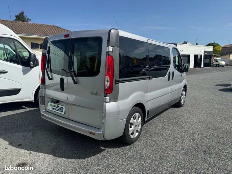 Trafic passenger 2.0l dci115 tpmr (image 9)