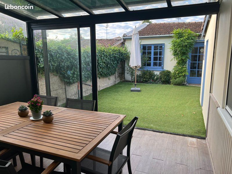 Maison 4 pièces 100 m² · à Bègles · 100 m² · 1 600 €