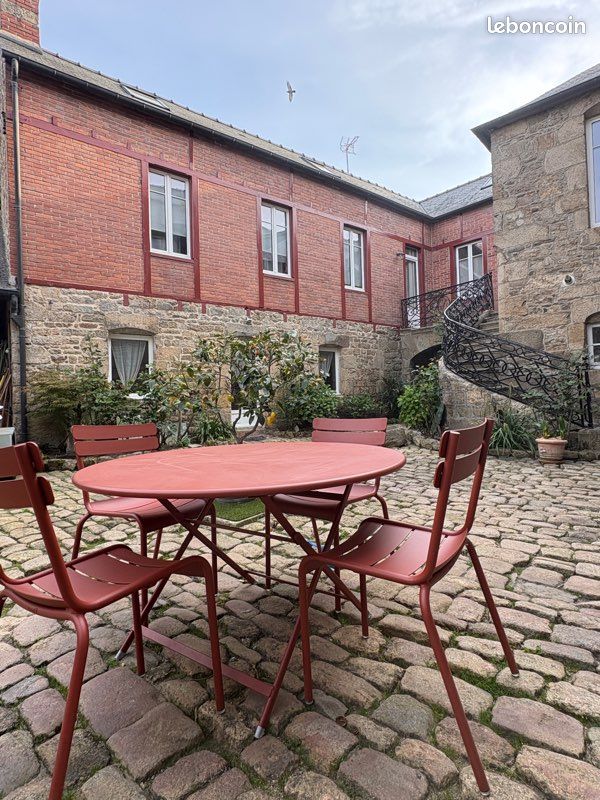 Appartement 1 pièce 27 m² · à Guingamp · 27 m² · 580 €/mois
