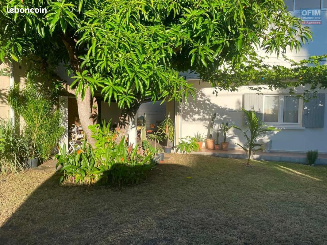 Appartement 4 pièces 93 m² · à L'Étang-Salé · 93 m² · 1 650 €/mois