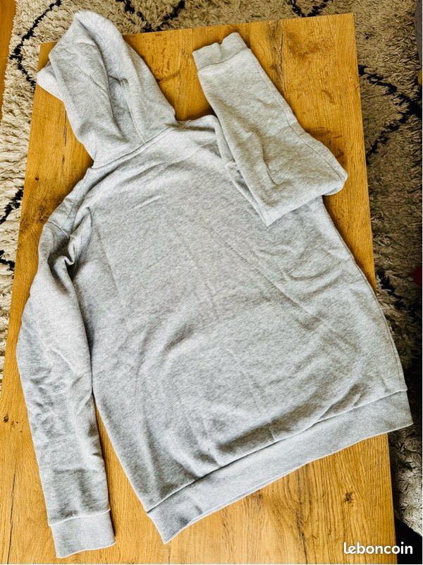 Hoodie Roxy Manches 3/4 – Gris – Taille S – Femme – Style Surfeur Y2K