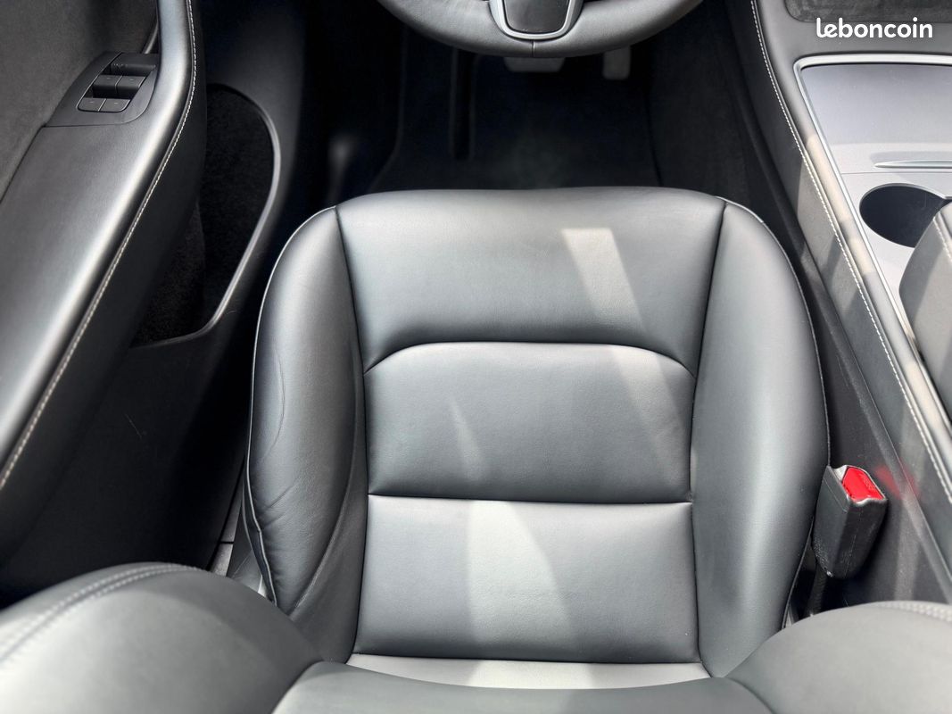 TESLA MODEL Y Long Range AWD Dual Motor SOH 90% (image 29)