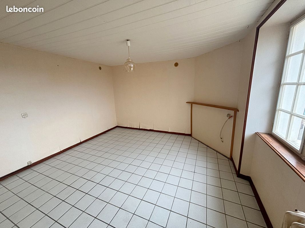 Maison 6 pièces 120 m² - Pouillon 40350 (image principale 4)