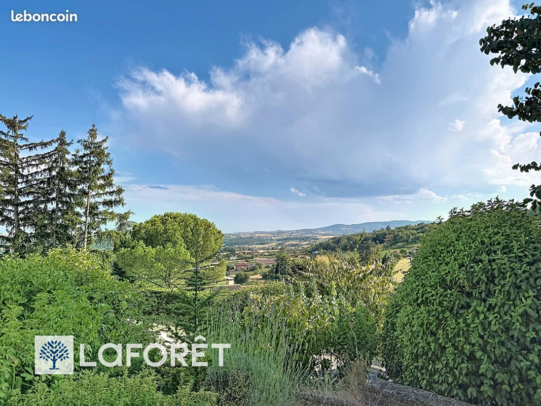 Ventes immobilières - Propriété 5 pièces 104 m²