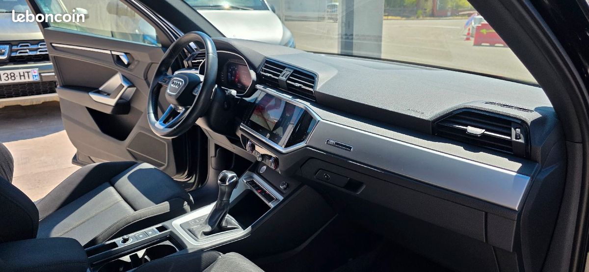 Audi q3 35 tfsi 150cv / s-line (image 25)