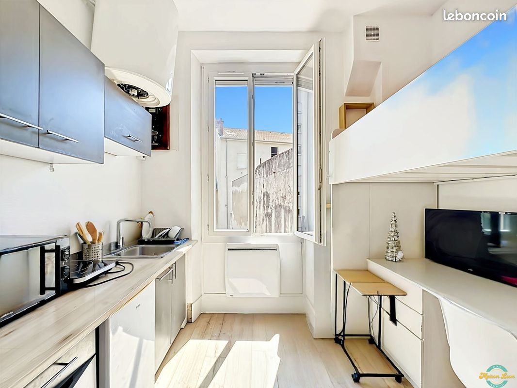 Appartement 1 pièce 8 m² · à Grenoble · 8 m² · 25 000 €