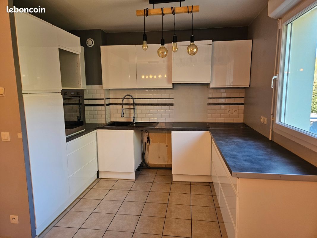 Appartement 3 pièces 59 m² · à Bailly-Romainvilliers · 59 m² · 228 000 €