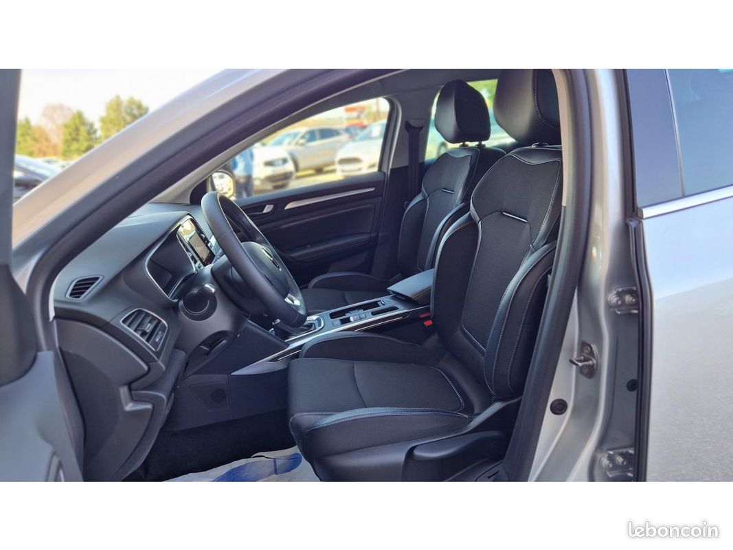 RENAULT MEGANE Mégane 1.5 Blue dCi - 115 - BV EDC 2023 IV BERLINE Techno PHASE 2 (image 20)