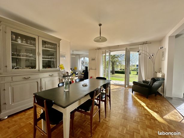 Maison 9 pièces 187 m²