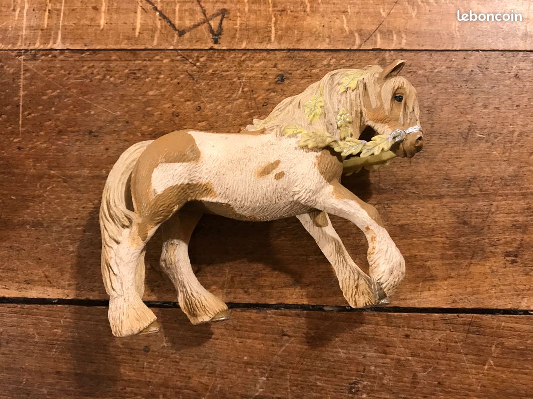 Lot de 4 chevaux au choix (image 9)