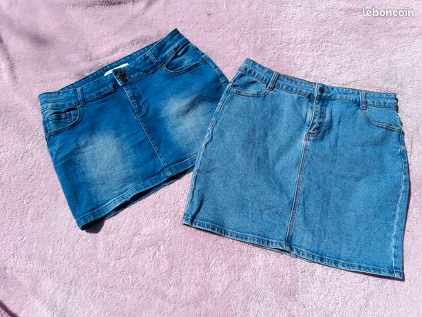 KIABI JUPE COURTE EN JEANS T.44/46