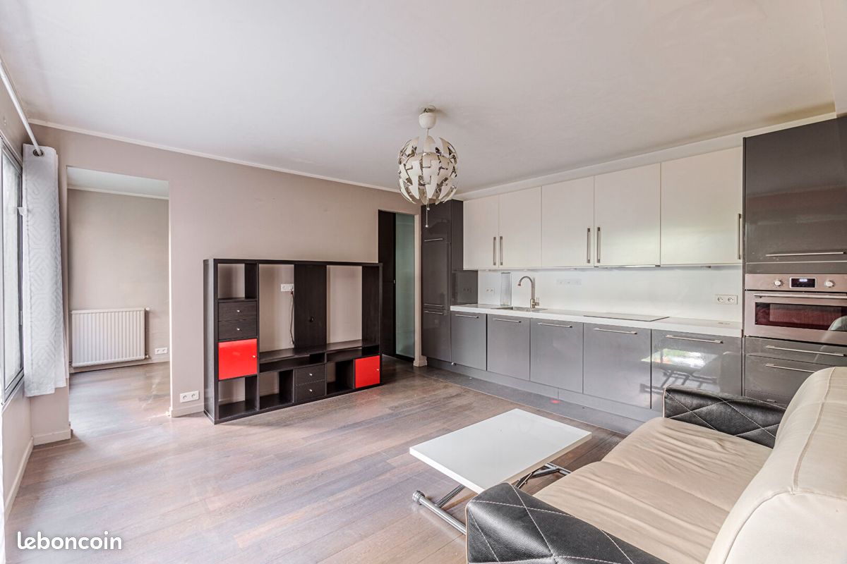 Appartement 2 pièces 38 m² · à Paris · 38 m² · 307 000 €