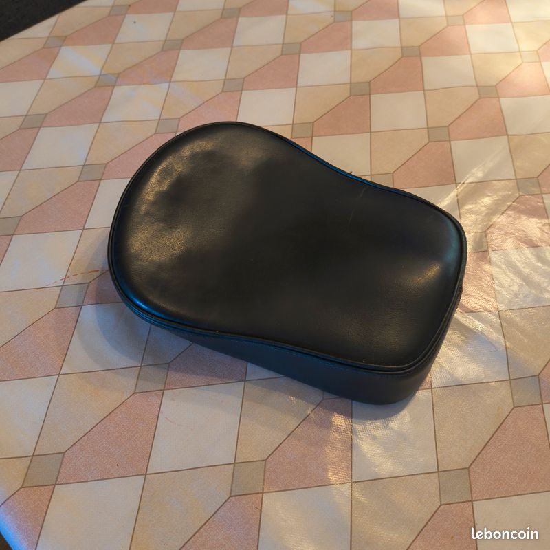 Pouf arrière forty-eight (image 1)