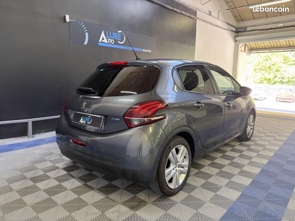 PEUGEOT 208 1.2l VTI 82ch Style 1ère Main Courroie de Distribution Faite Roue de Secours Capteur (image 3)