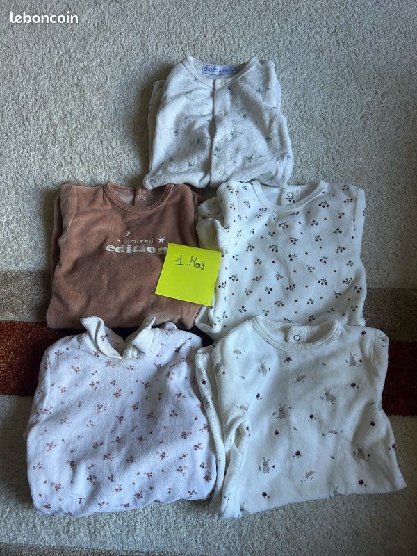 Lot vêtements 0-1 mois (image 2)