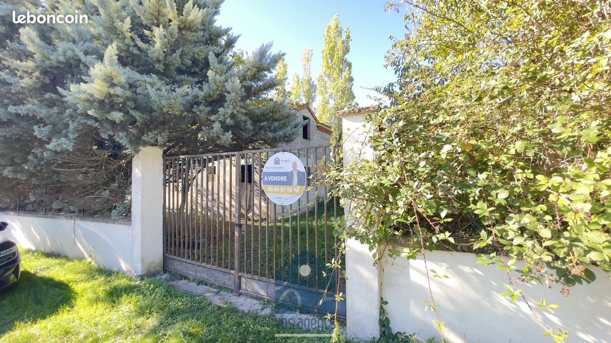 Maison 8 pièces 300 m² · à Issoire · 300 m² · 185 000 €
