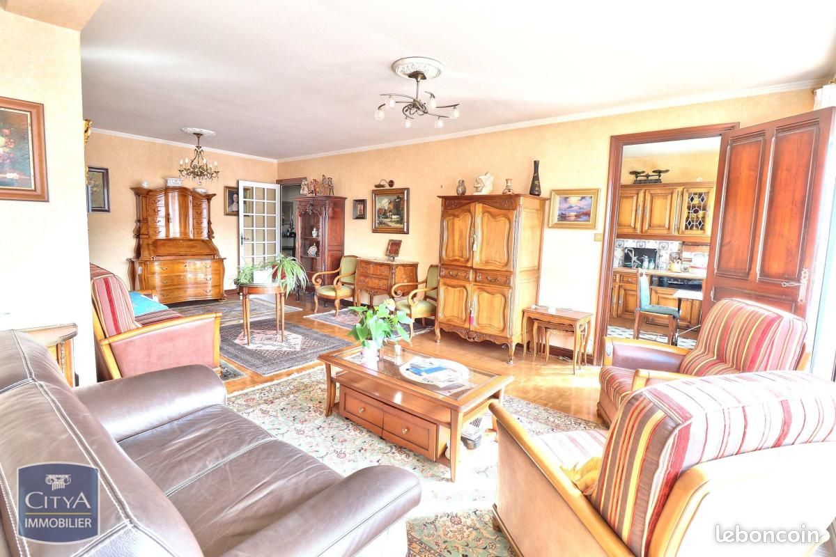 Appartement 3 pièces 103 m² · à Firminy · 103 m² · 119 000 €