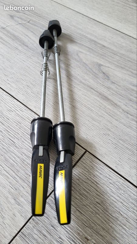 Mavic serrage attache rapide de roues avant et arrière en super état (image 1)