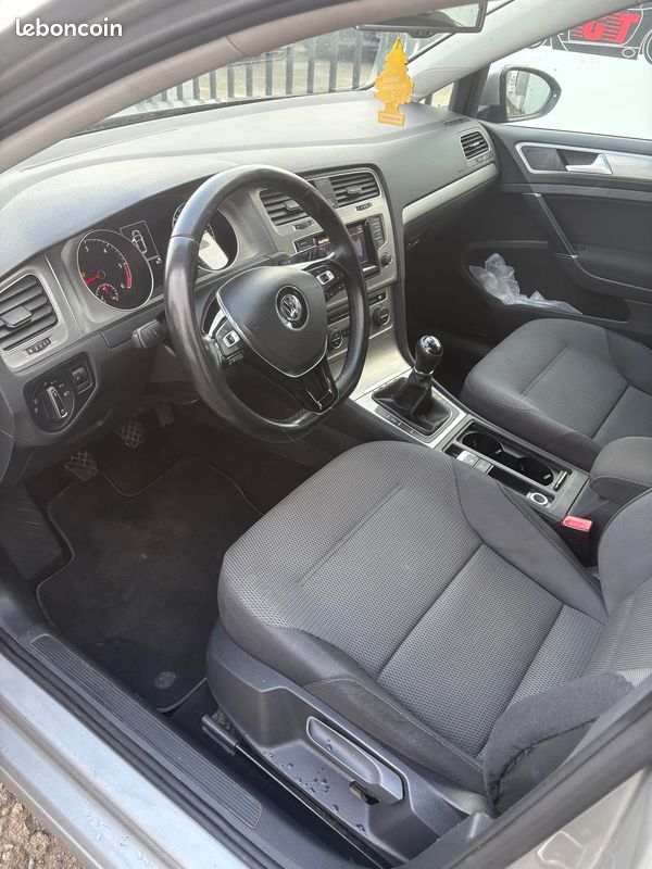 Volkswagen Golf 7 BLUEMOTION TECHNOLOGY 1.6 TDI 105ch, Distribution neuve, radar 360°, GPS (image 7)