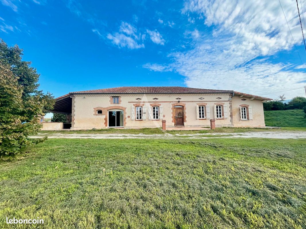 Maison 5 pièces 210 m² · à L'Isle-Jourdain · 210 m² · 420 000 €