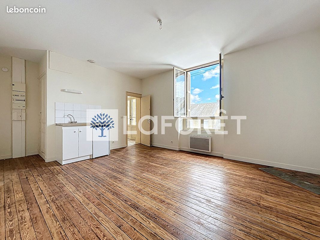 Appartement 1 pièce 28 m² · à Thouars · 28 m² · 385 €/mois