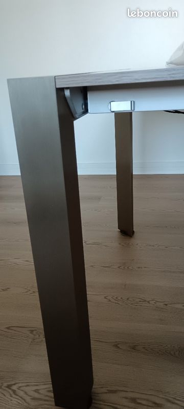 Table de salle à manger (image 6)