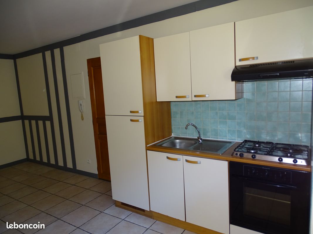 Appartement 2 pièces 32 m² · à Carmaux · 32 m² · 365 €/mois