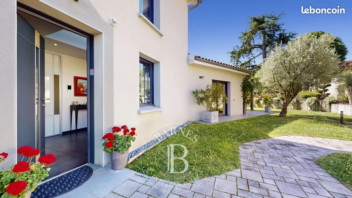 Maison 5 pièces 152 m² · à Soucieu-en-Jarrest · 152 m² · 710 000 €