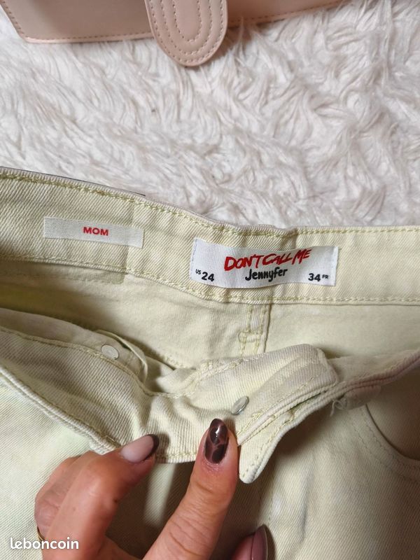 Short (image 4)
