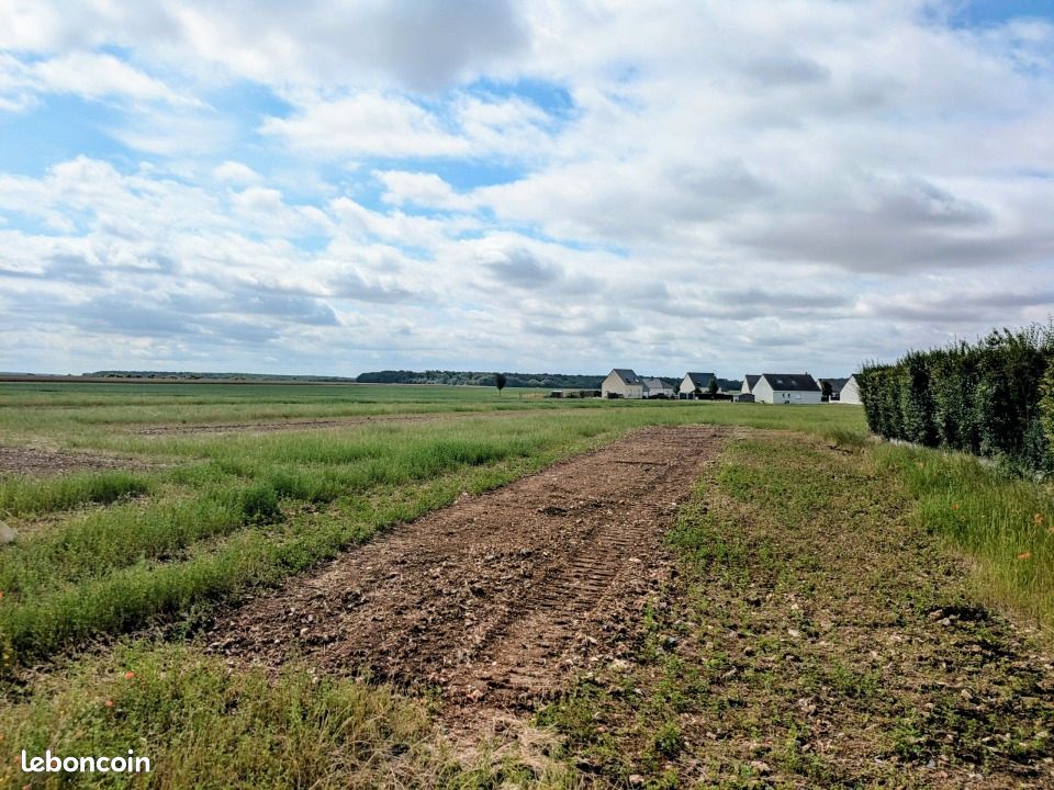 Terrain 704 m² · au Vieil-Évreux · 60 000 €