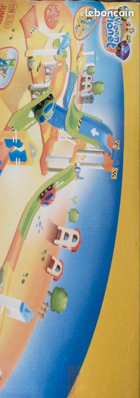 Lot SMOBY Vroom Planet : circuit, garage et son camion de transport (image 2)