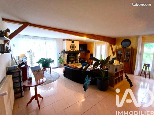 Maison familiale 8 pièces 248 m²