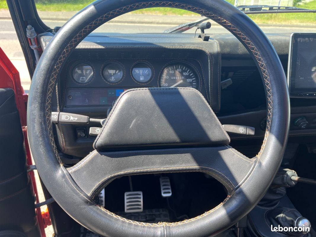 LAND ROVER DEFENDER 3.5 V8 Bache 133cv (image 13)