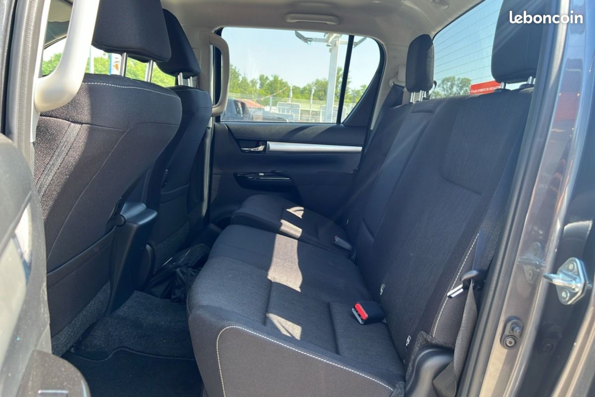 Toyota Hilux 2.8 D4-D 204 BVA EXECUTIVE 4PL (image 7)