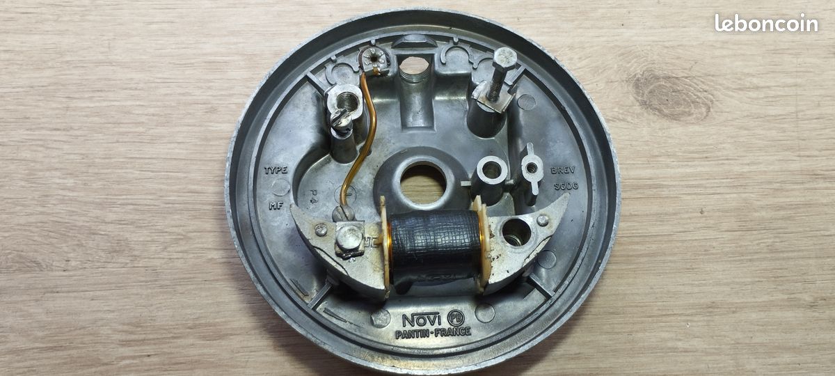 Stator d'allumage pour Mobylette Motobécane AV 40, 46, 50 ... (image 1)