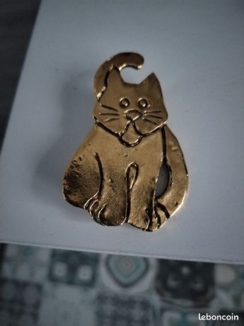 Broche Vintage Chat AJC – Métal Doré Mat Et Brillant – Années 80-90