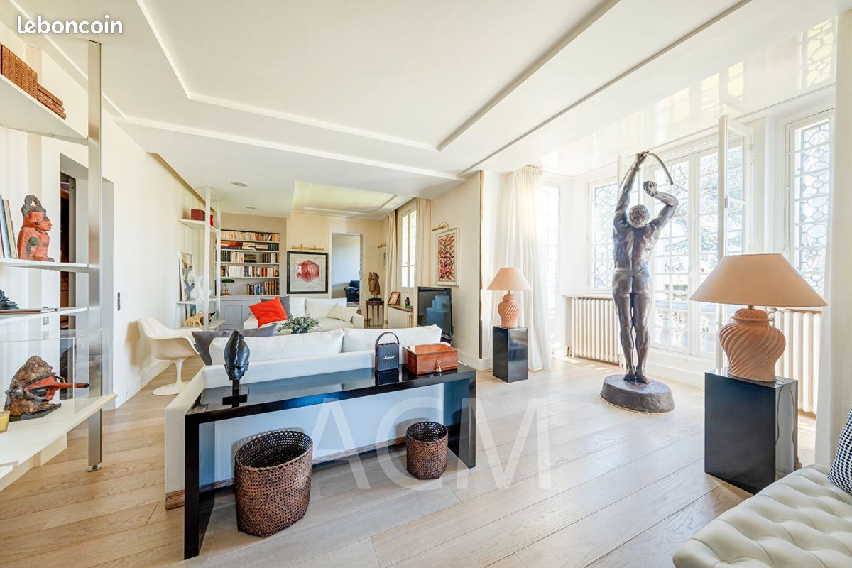 Maison 10 pièces 257 m² · à Maisons-Laffitte · 257 m² · 2 200 000 €