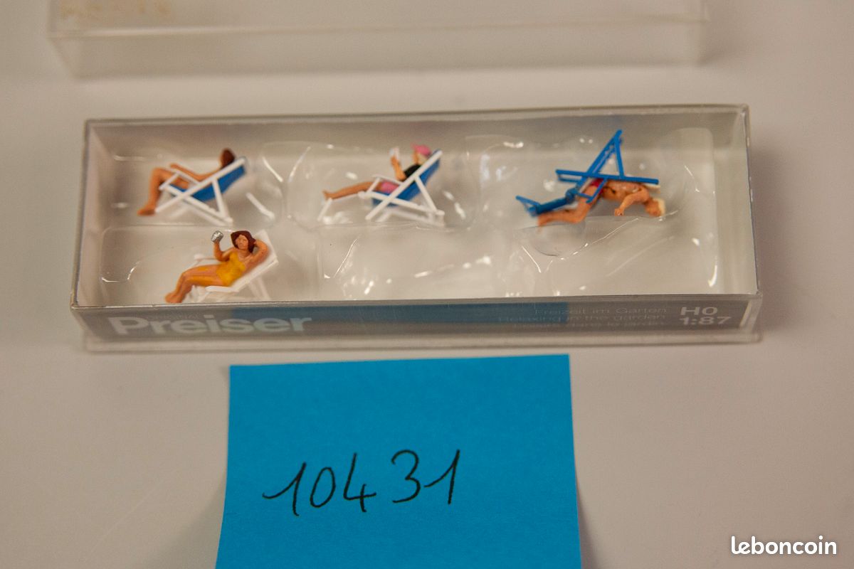 PREISER 5 Figurines passantes Réf 10454 Ho 1/87 boite Excellent Etat
