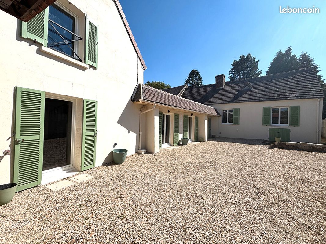 Maison 7 pièces 141 m² · à Sainte-Geneviève · 141 m² · 339 000 €