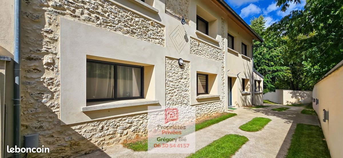 Maison 9 pièces 270 m² · à Coulommiers · 270 m² · 176 250 €