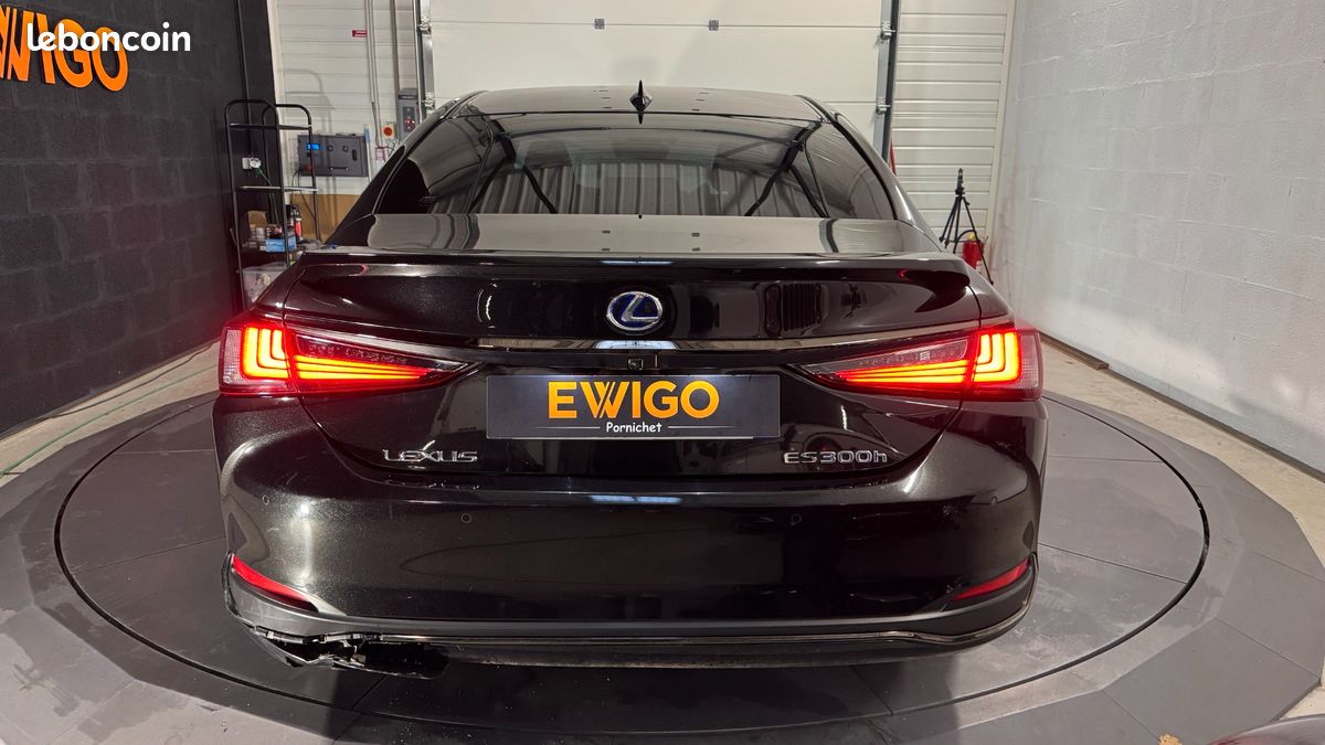 LEXUS ES 2.5 300H 218ch - F-SPORT EXECUTIVE - TOIT OUVRANT - CARPLAY (image 22)