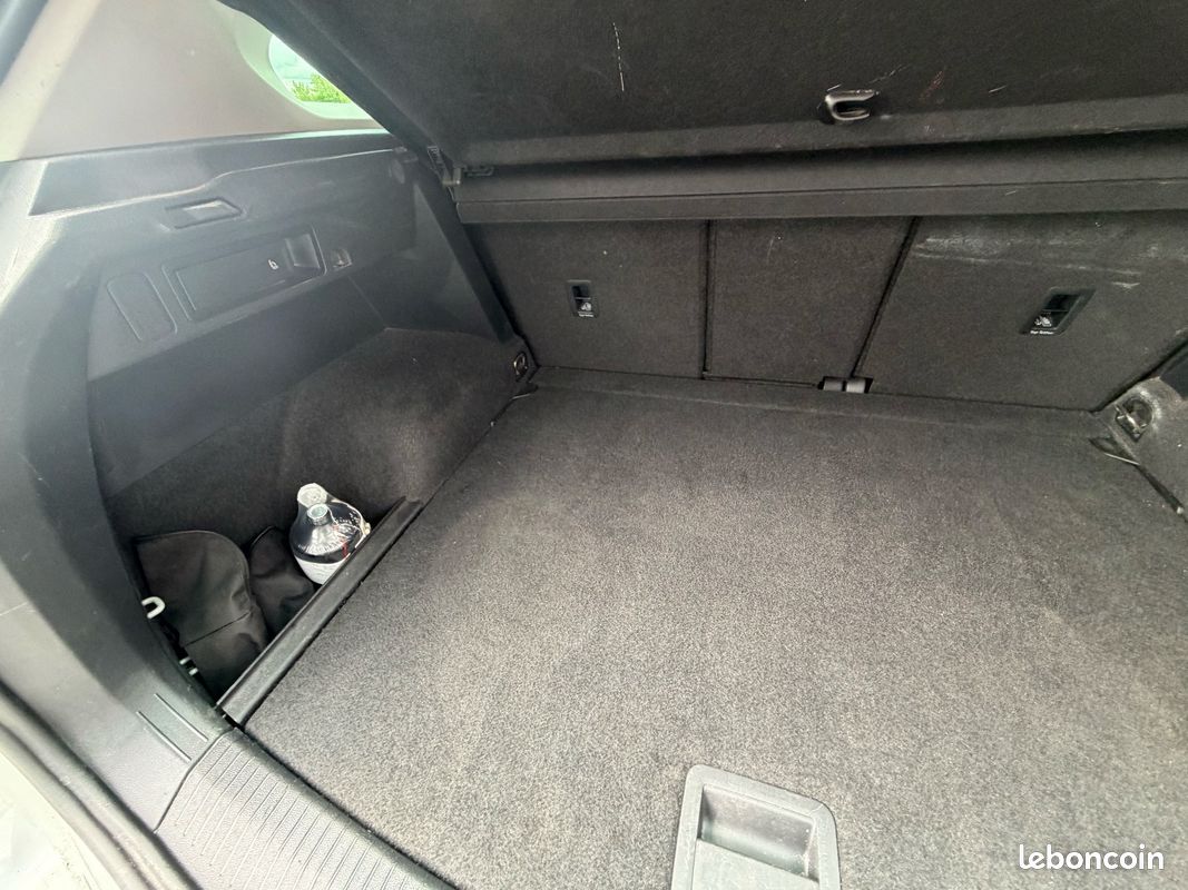 Volkswagen Tiguan volkswagen tiguan Comfortline Business Start-Stop DSG boite automatique gps tel radars etc... (image 20)
