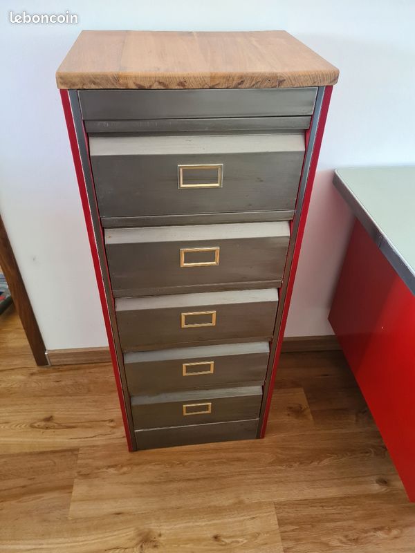 Ensemble bureau (image 3)