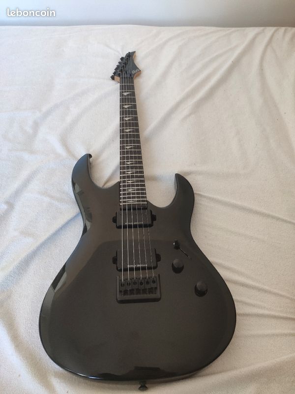 Guitare Lâg Arkane 100 (image 1)