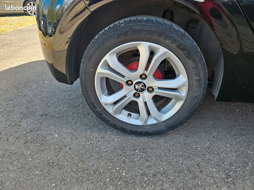 Peugeot 208 1.4l 70cv (image 15)