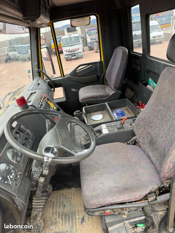Iveco Trakker Ampliroll 6x4 (image 14)